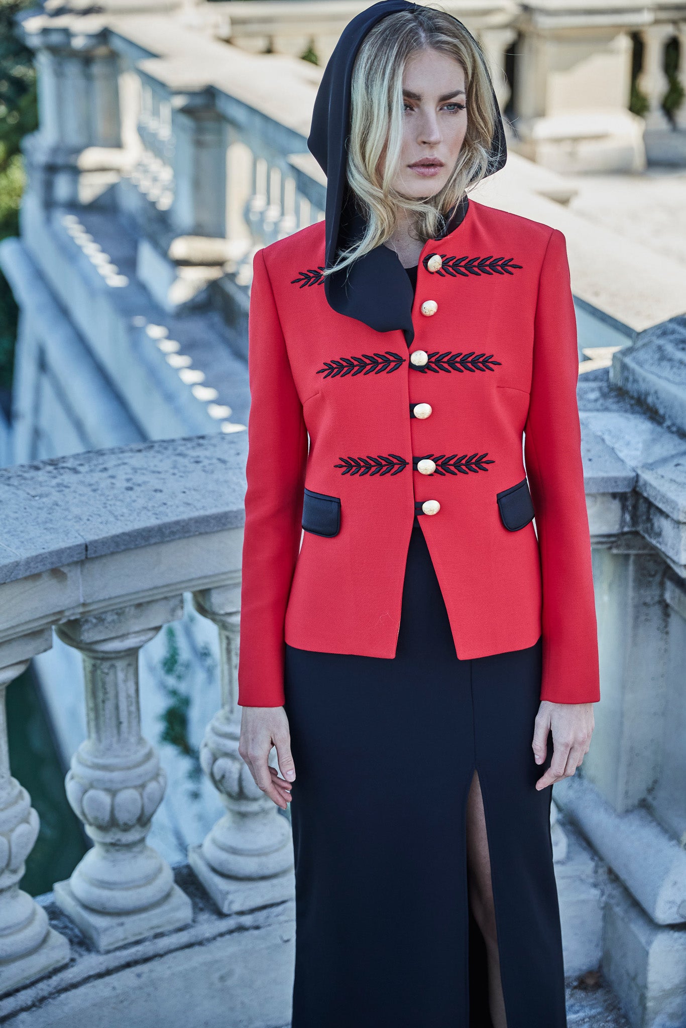 BLAZER MILITAR ROJA RENATA 01