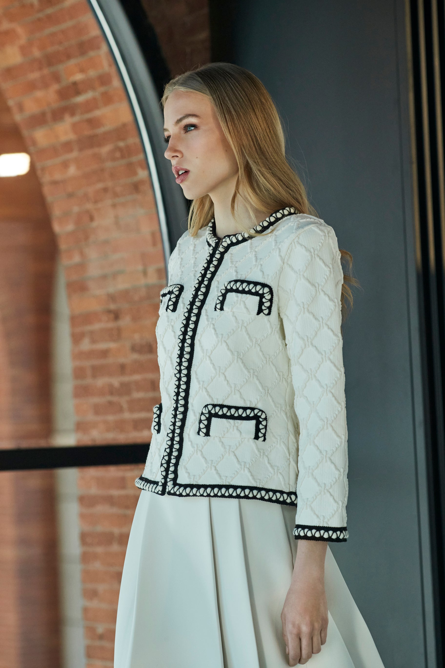GAJA WHITE TWEED JACKET
