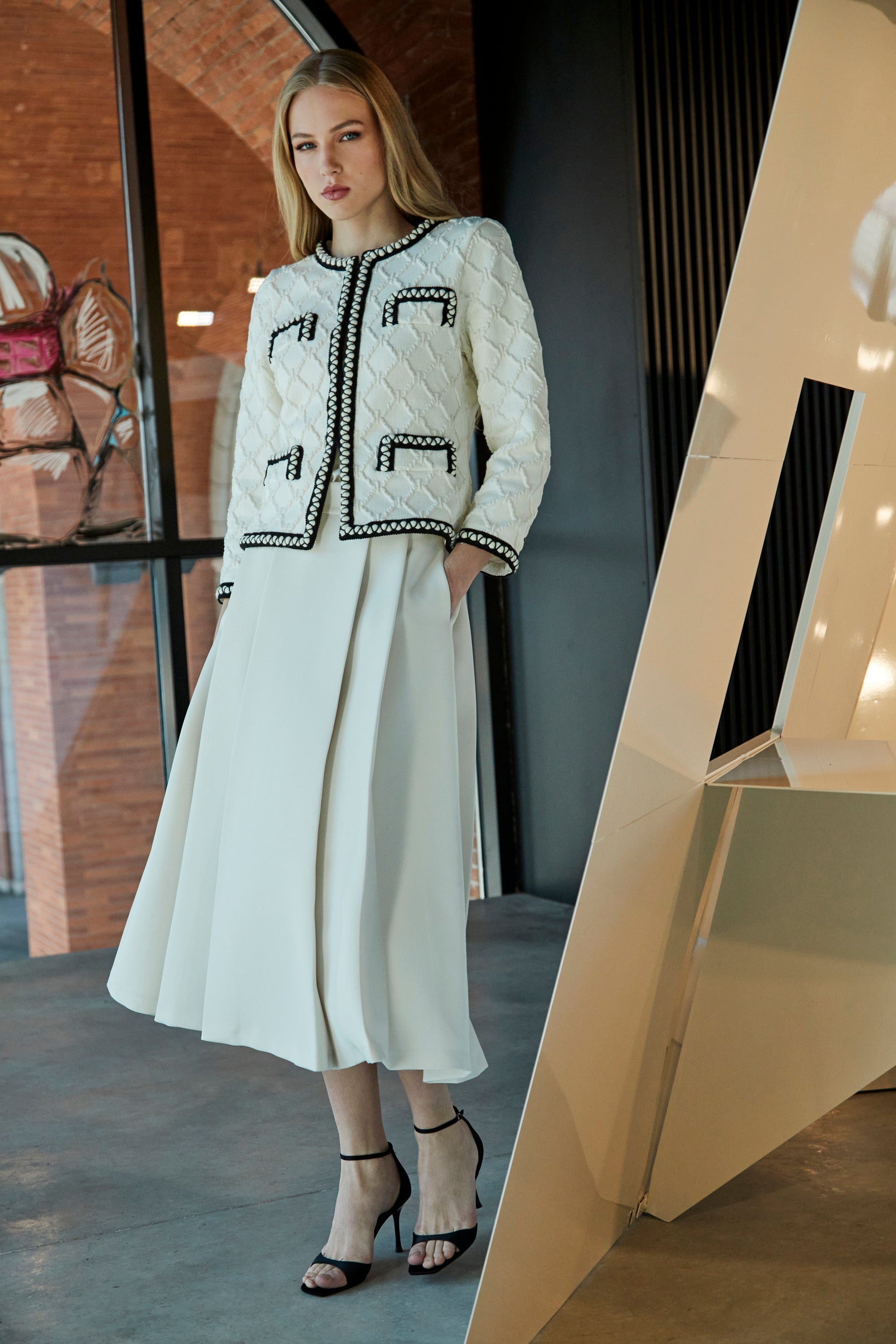 GAJA WHITE TWEED JACKET