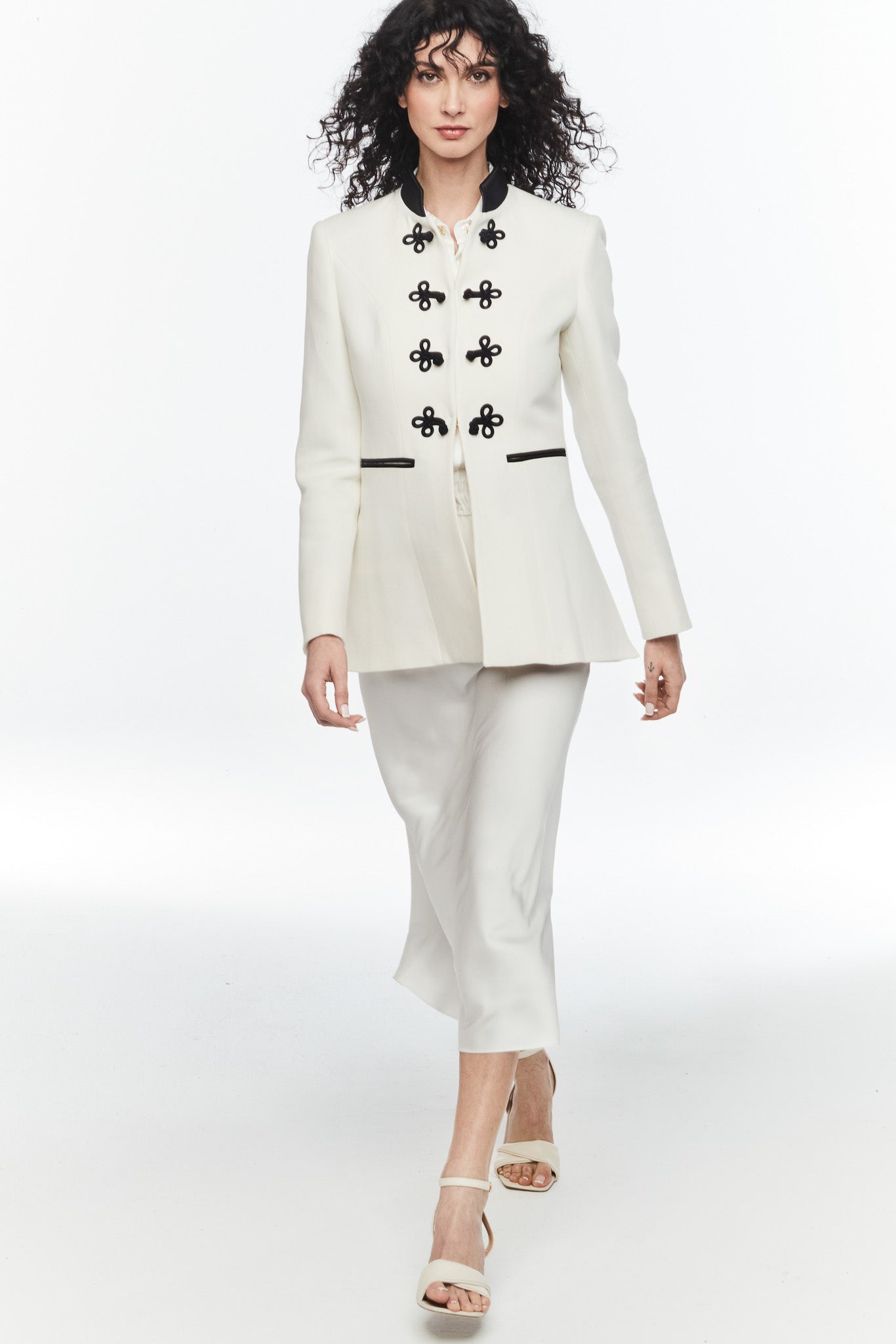 BLAZER LARGA LINO BLANCO CORNELIA