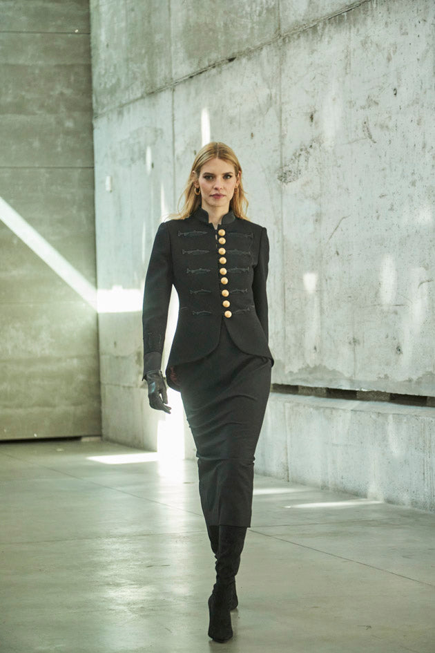 NUVOLA BLACK BLAZER WITH FISH EMBROIDERY