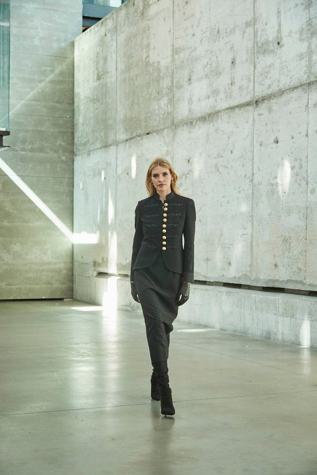 NUVOLA BLACK BLAZER WITH FISH EMBROIDERY