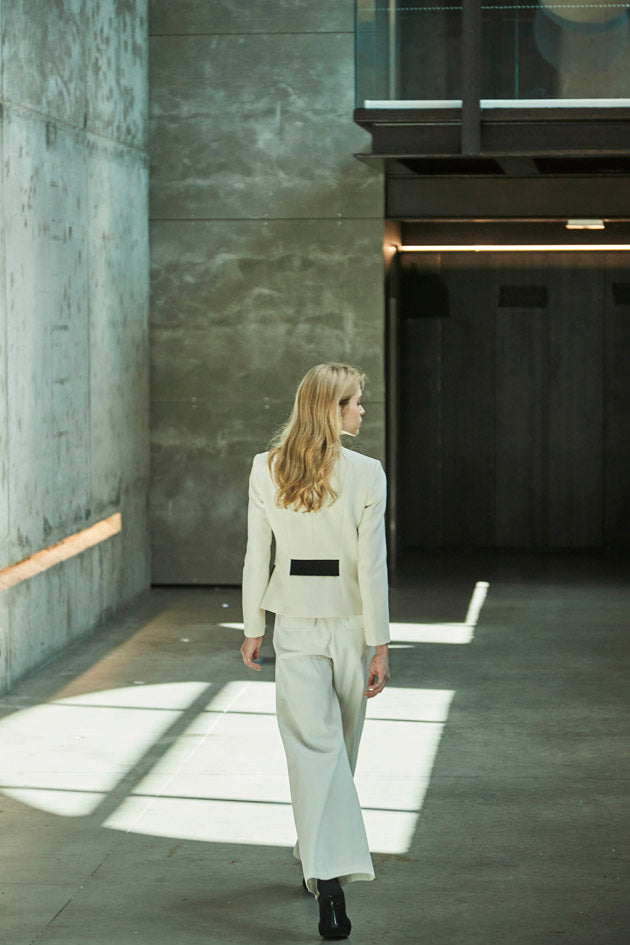 BASTIAN WHITE BLAZER WITH DOUBLE POCKETS