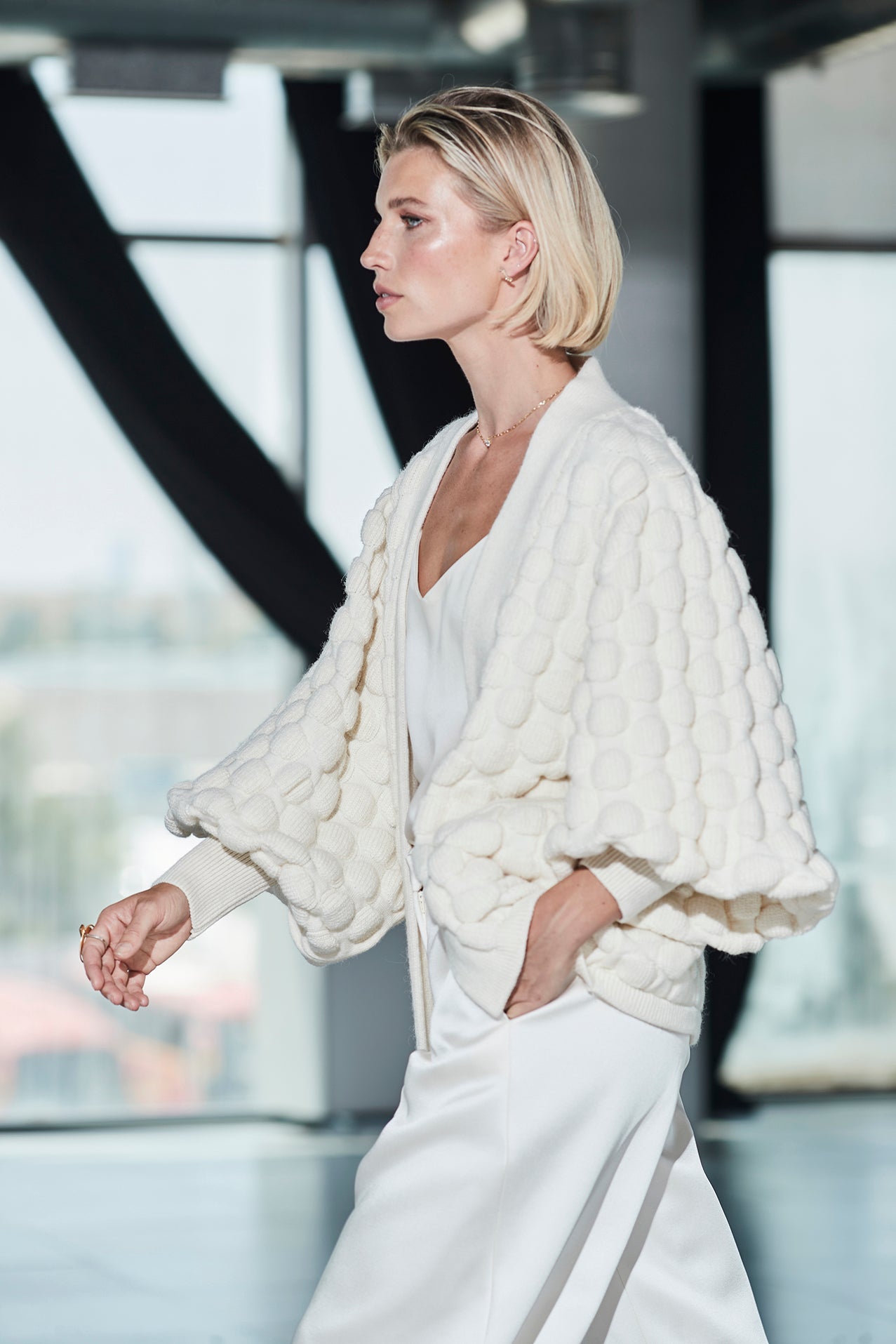 ANNETTE SHORT IVORY CARDIGAN
