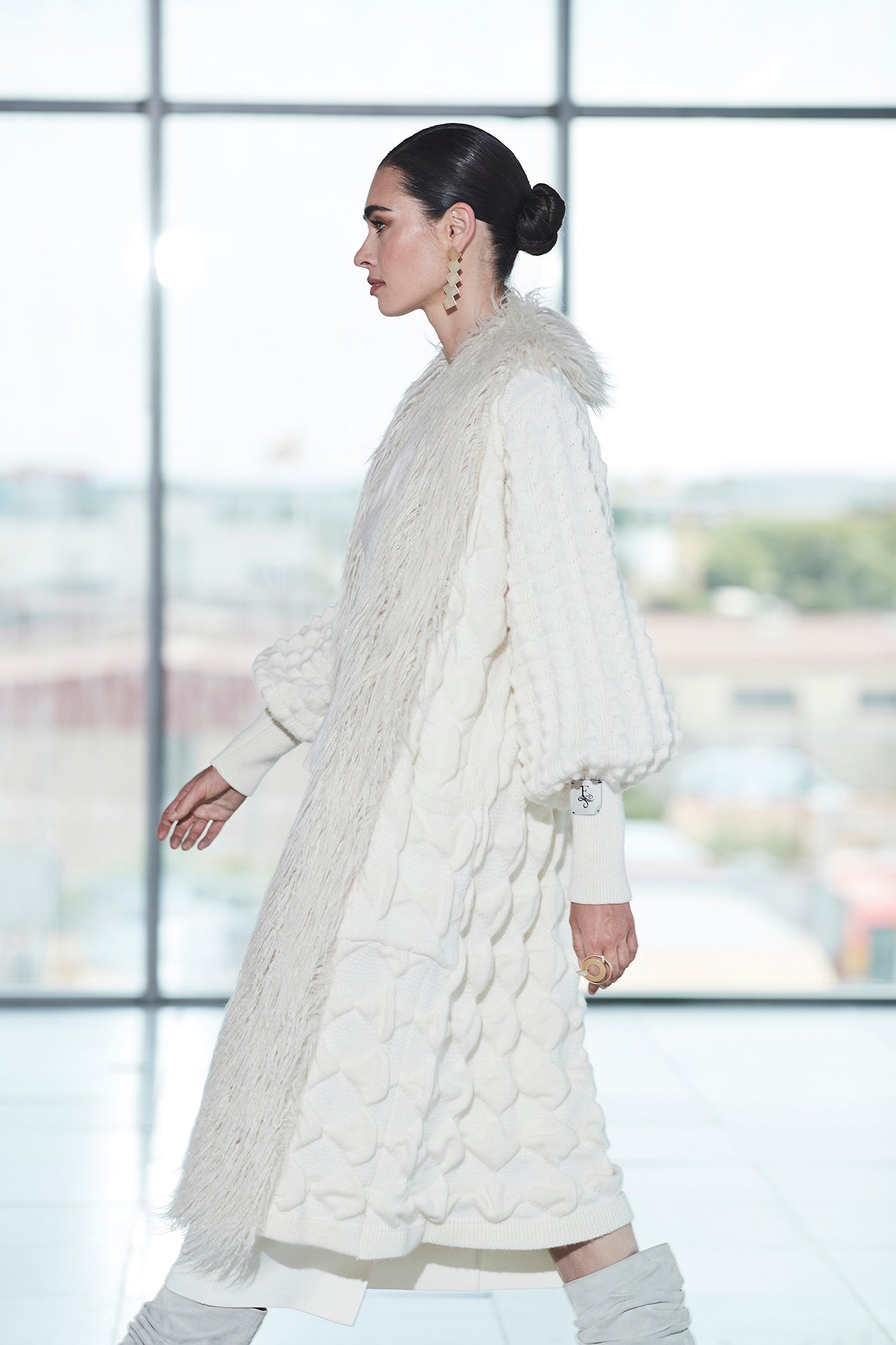 GUSTAVE LONG CREAM CARDIGAN WITH FUR
