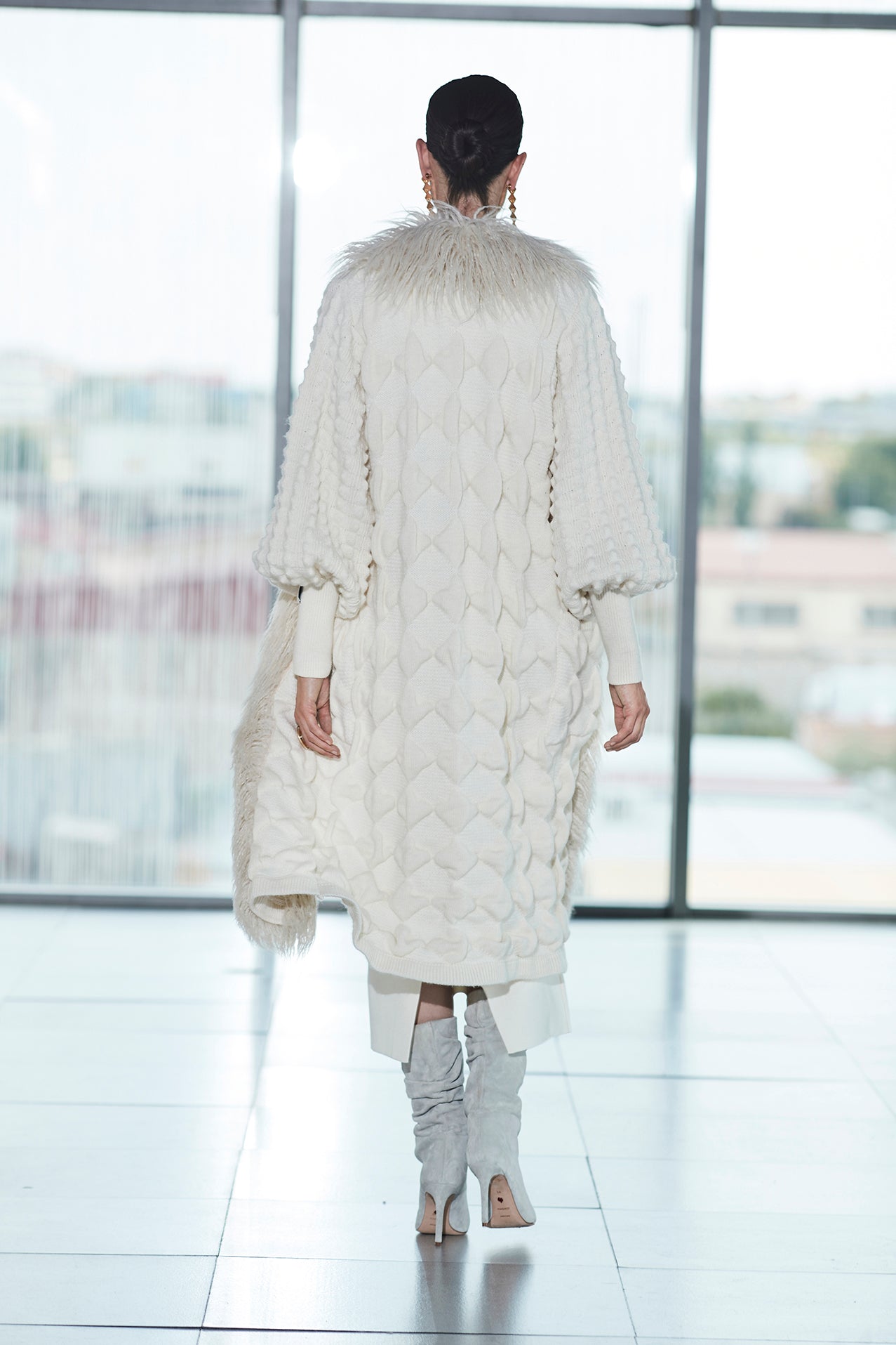 GUSTAVE LONG CREAM CARDIGAN WITH FUR