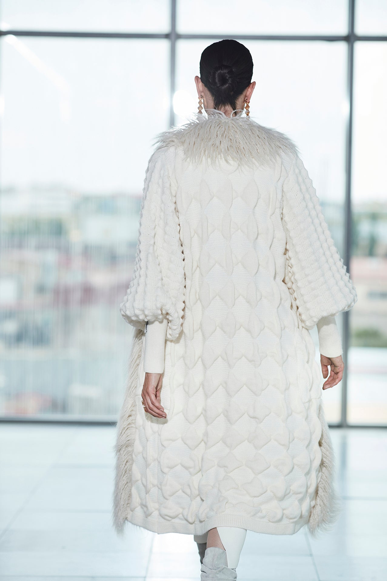 GUSTAVE LONG CREAM CARDIGAN WITH FUR