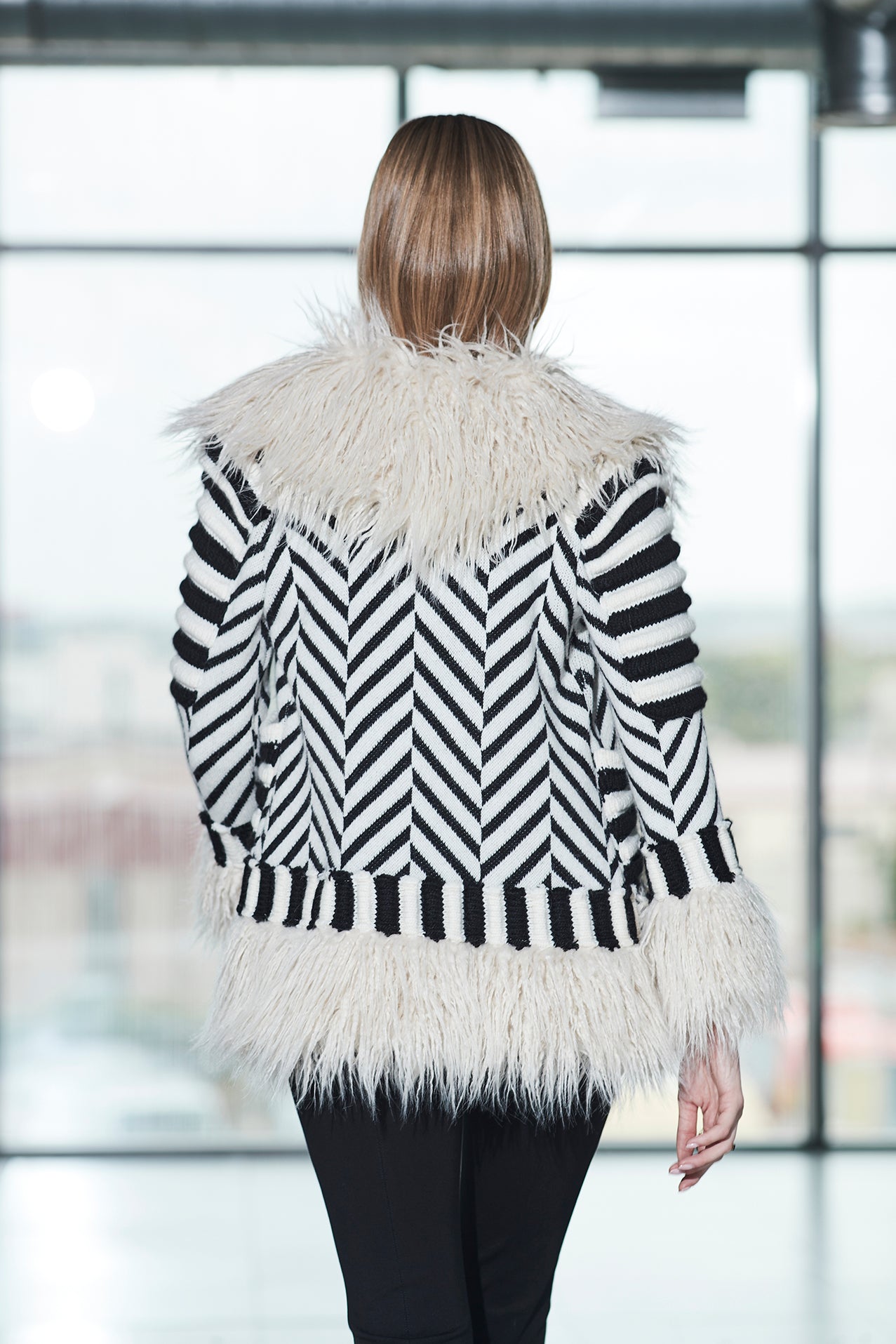 ELEONORE OFF-WHITE SHORT ALPACA COAT