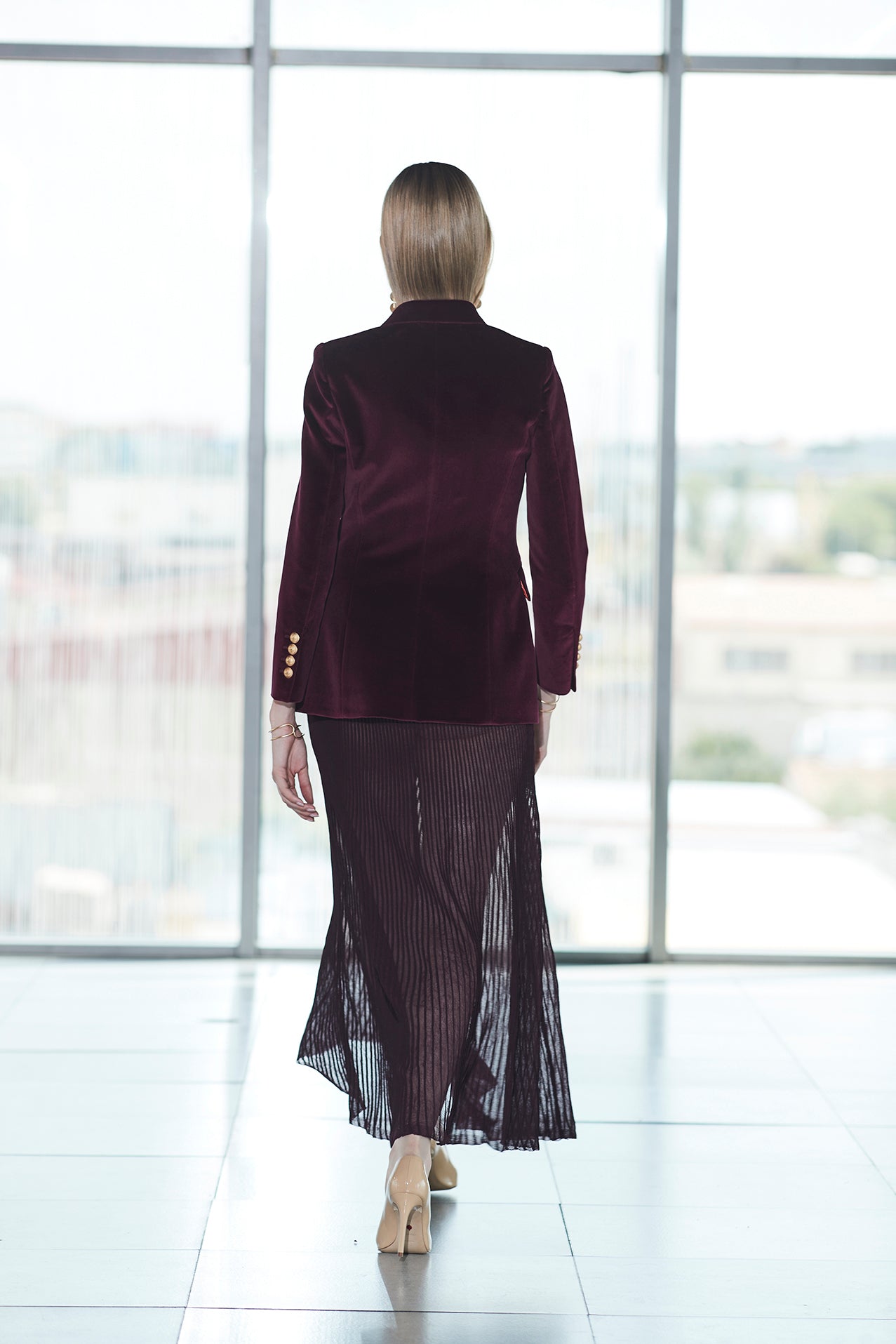 MERLOT PARIS VELVET BLAZER