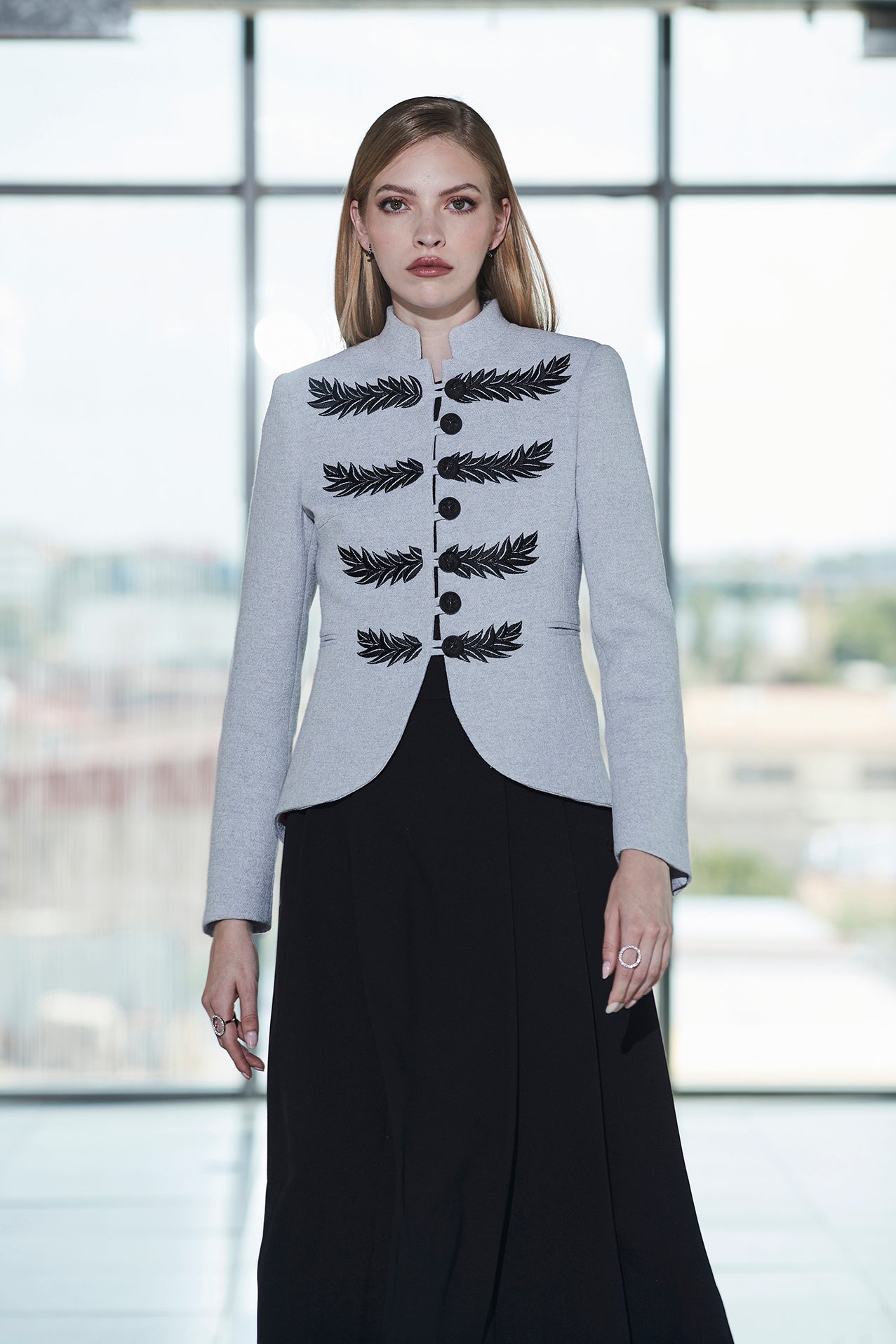 RENATA CIPRIANI PEARL BLAZER