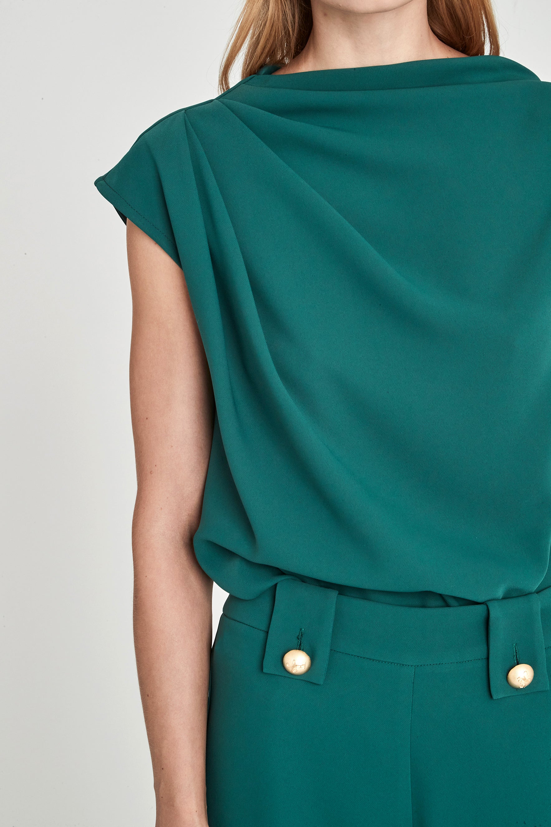 CIPRÉS BENEDETTA ASYMMETRICAL TOP