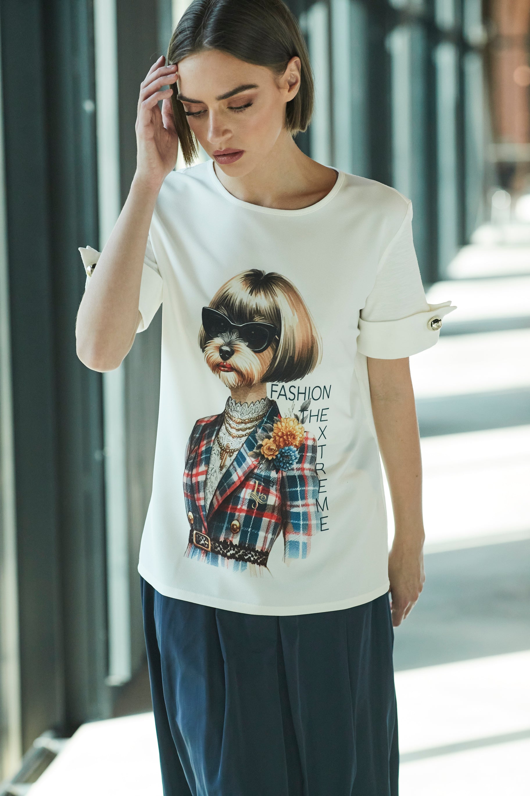 WHITE FASHION STYLE T-SHIRT