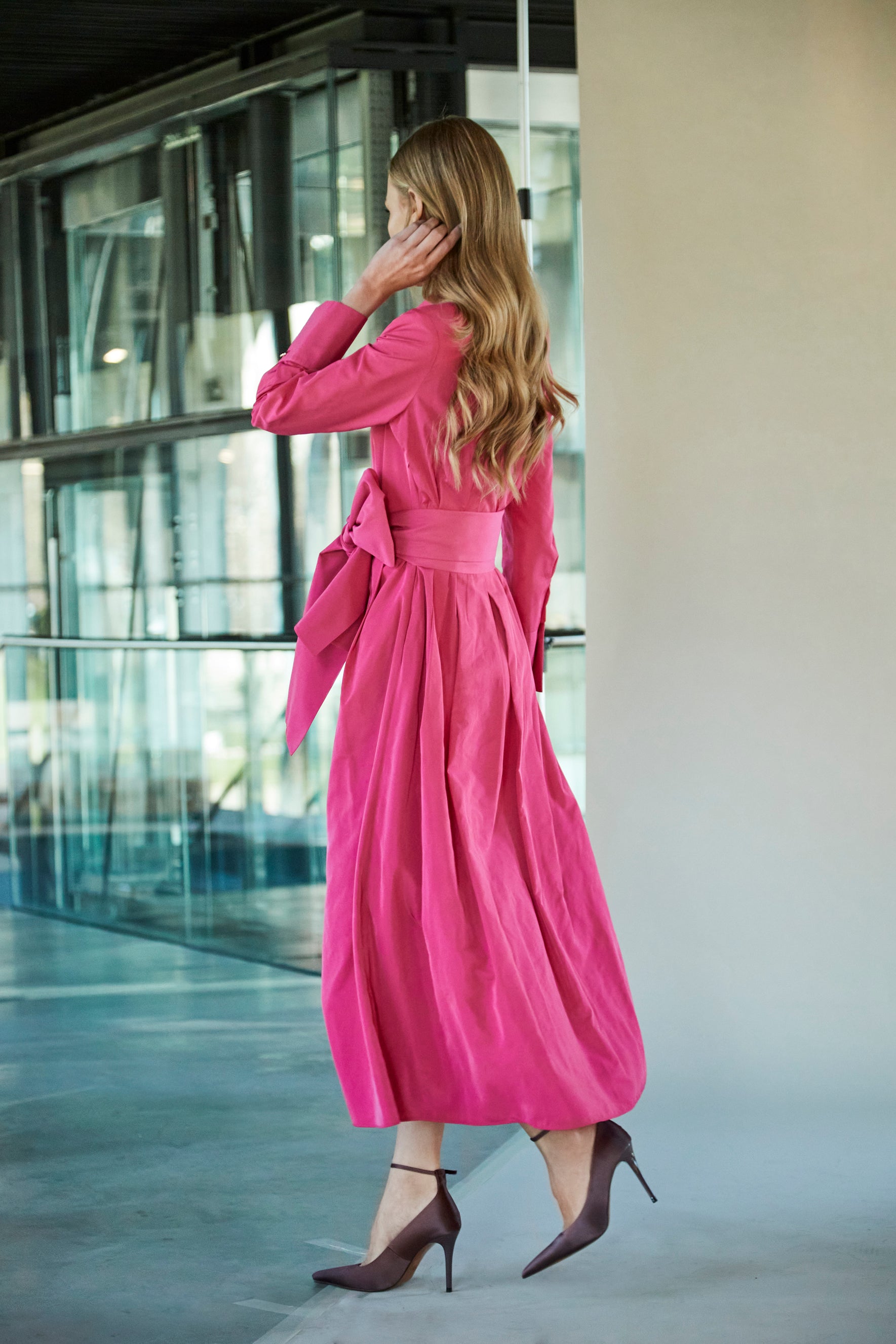 VESTIDO LISO CINTURON FUCHSIA CORNELIA