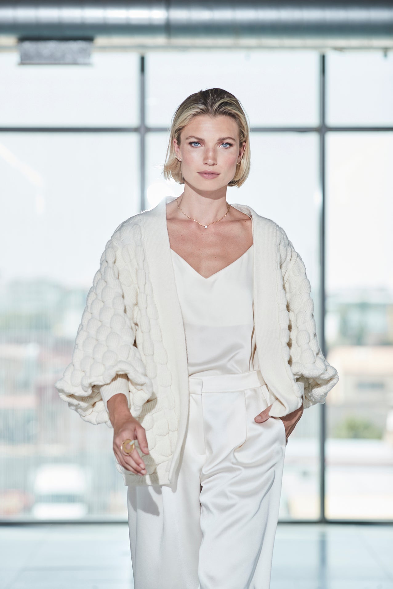 ANNETTE SHORT IVORY CARDIGAN - THE EXTREME COLLECTION