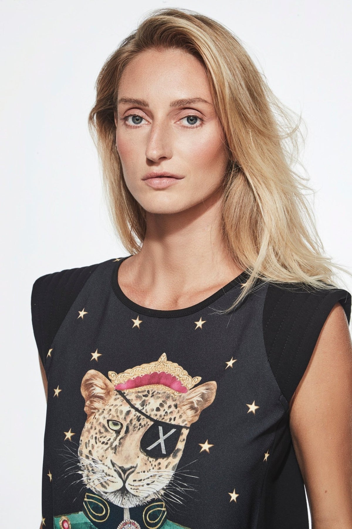 Black Printed T-Shirt Anne Bonny - Limited Edition - THE EXTREME COLLECTION