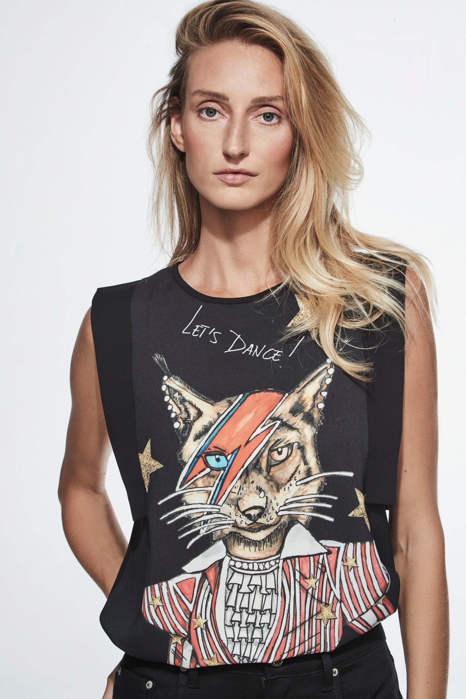 LET'S DANCE BLACK T-SHIRT