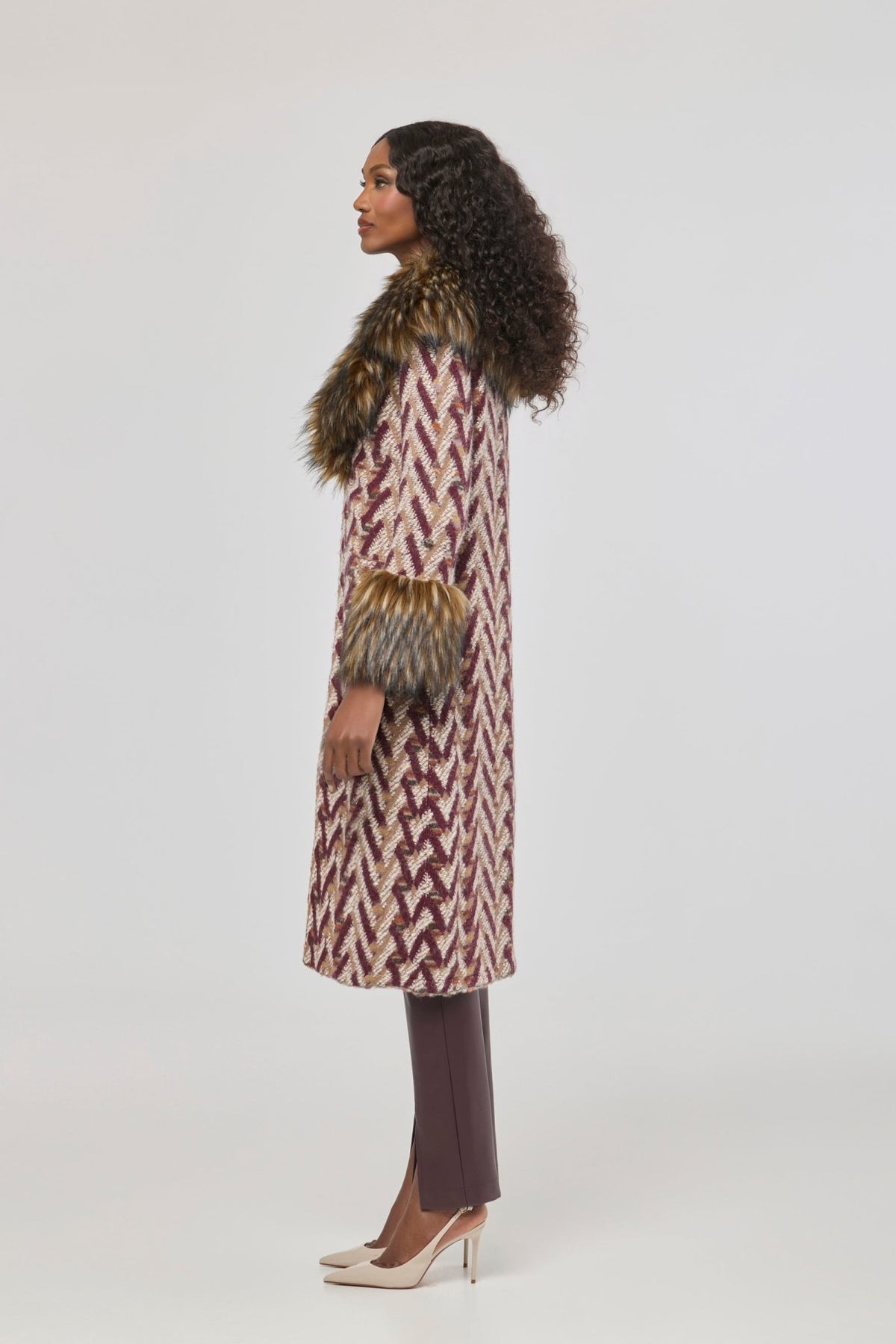 Flavia Short Knit Coat with Faux Fur - Limited Edition - THE EXTREME COLLECTION