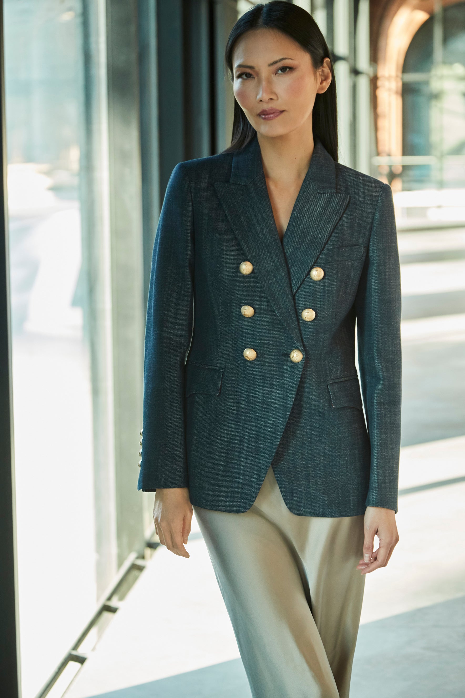 PIETRO DOUBLE-BREASTED DENIM BLAZER