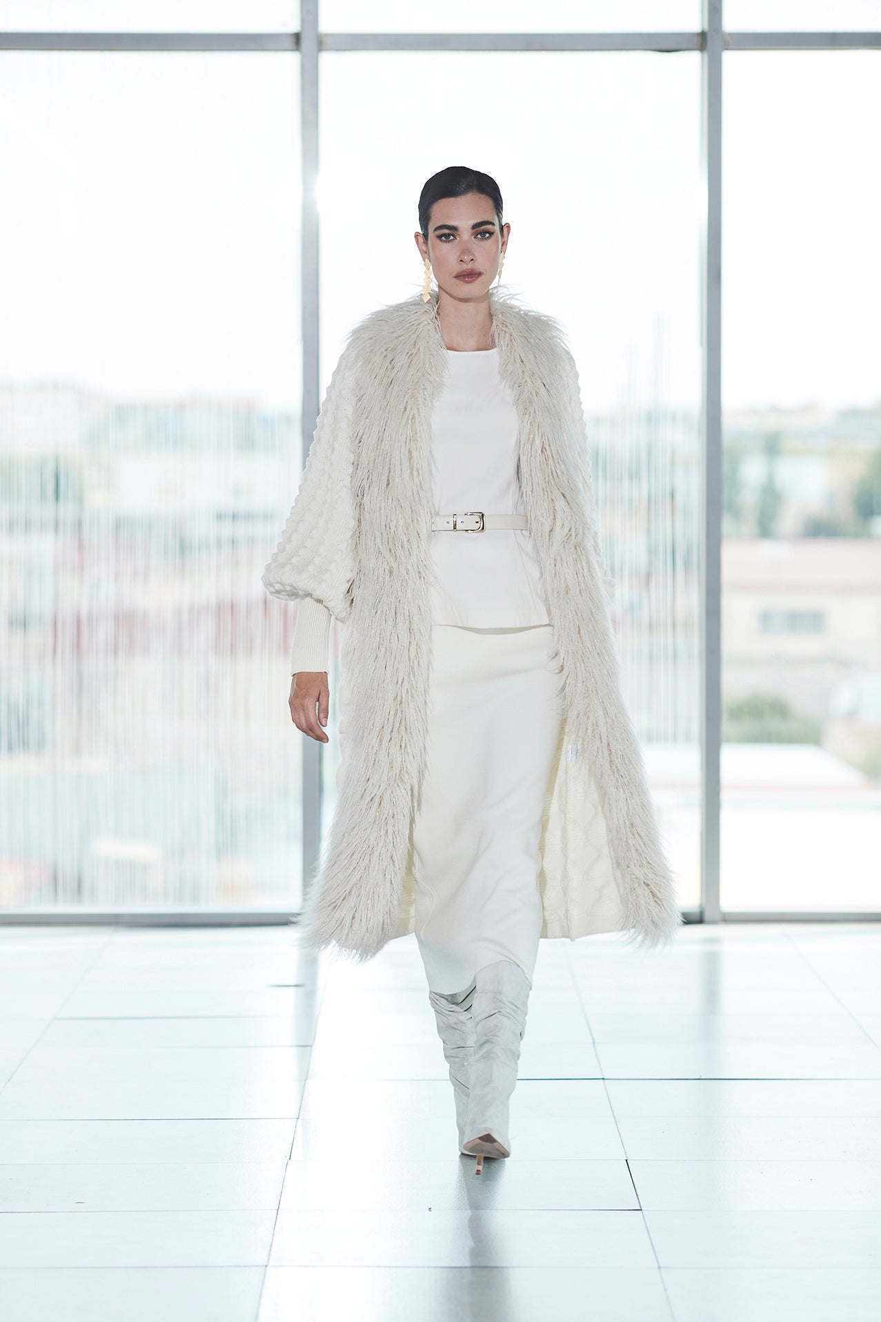 GUSTAVE LONG CREAM CARDIGAN WITH FUR