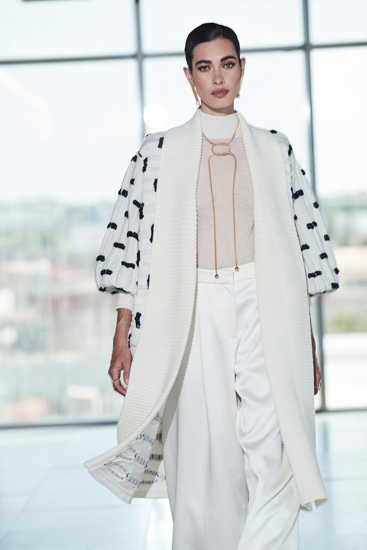 SOPHIE BEIGE LONG KNIT COAT WITH RIBS