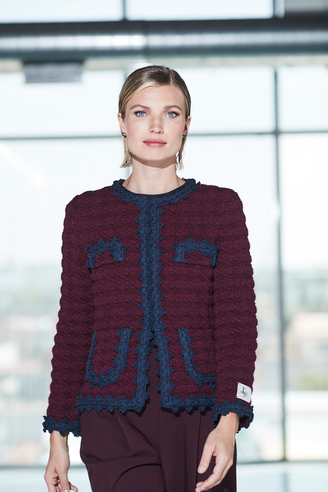 VIOLETTE SHORT GARNET JACKET