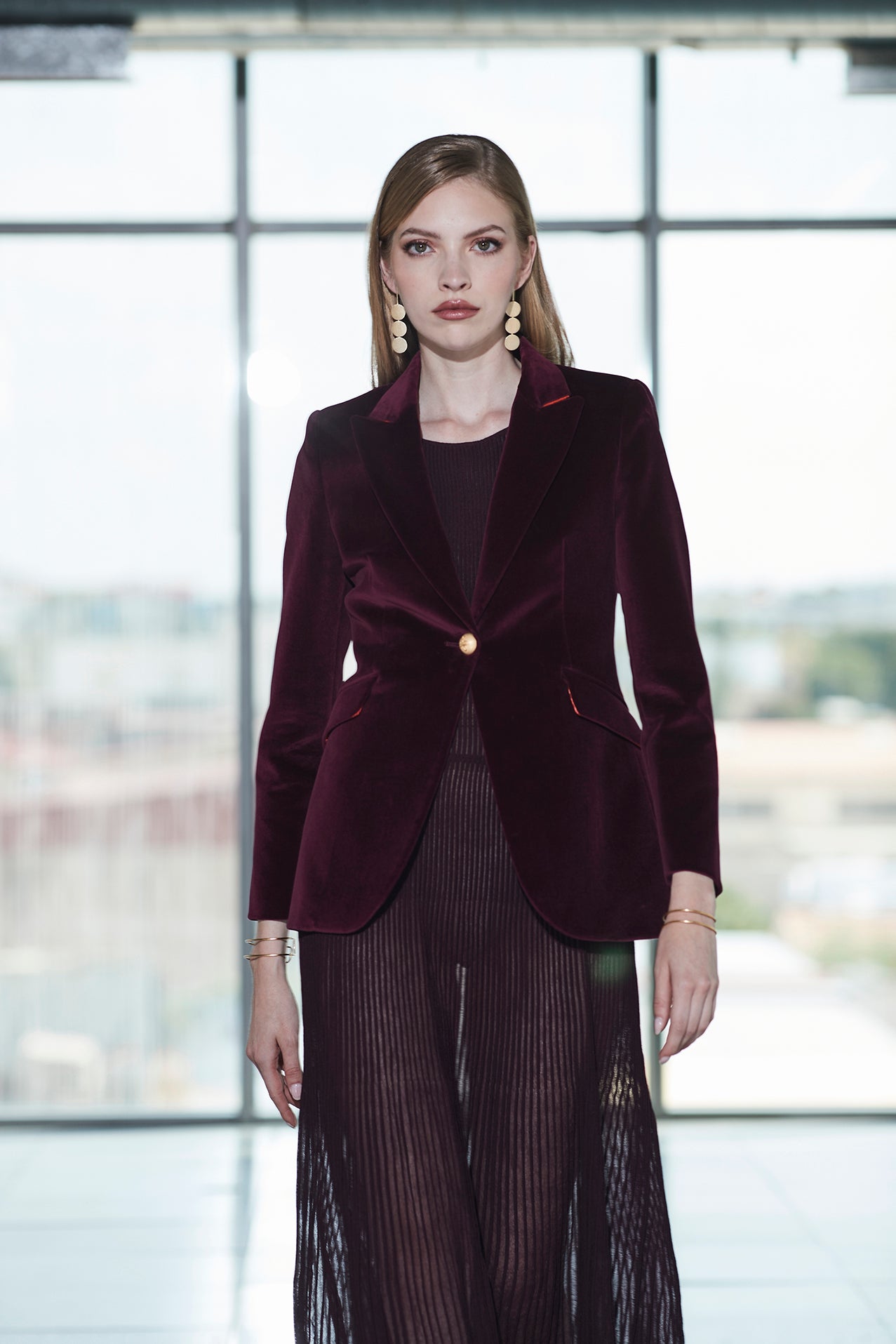 MERLOT PARIS VELVET BLAZER