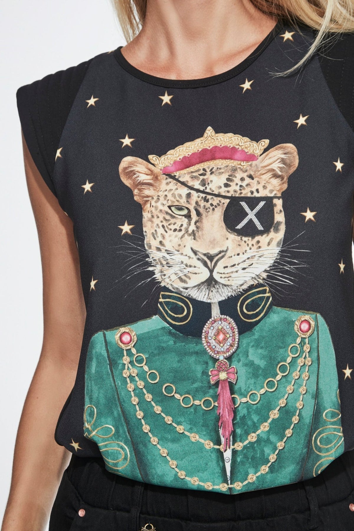 Black Printed T-Shirt Anne Bonny - Limited Edition - THE EXTREME COLLECTION
