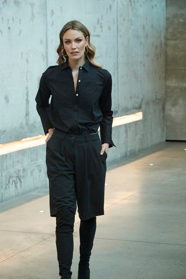 CAMISA PECHERA JARETAS NEGRO ELEANOR - THE EXTREME COLLECTION