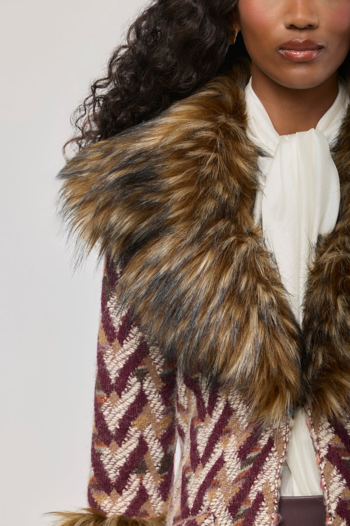 Flavia Short Knit Coat with Faux Fur - Limited Edition - THE EXTREME COLLECTION