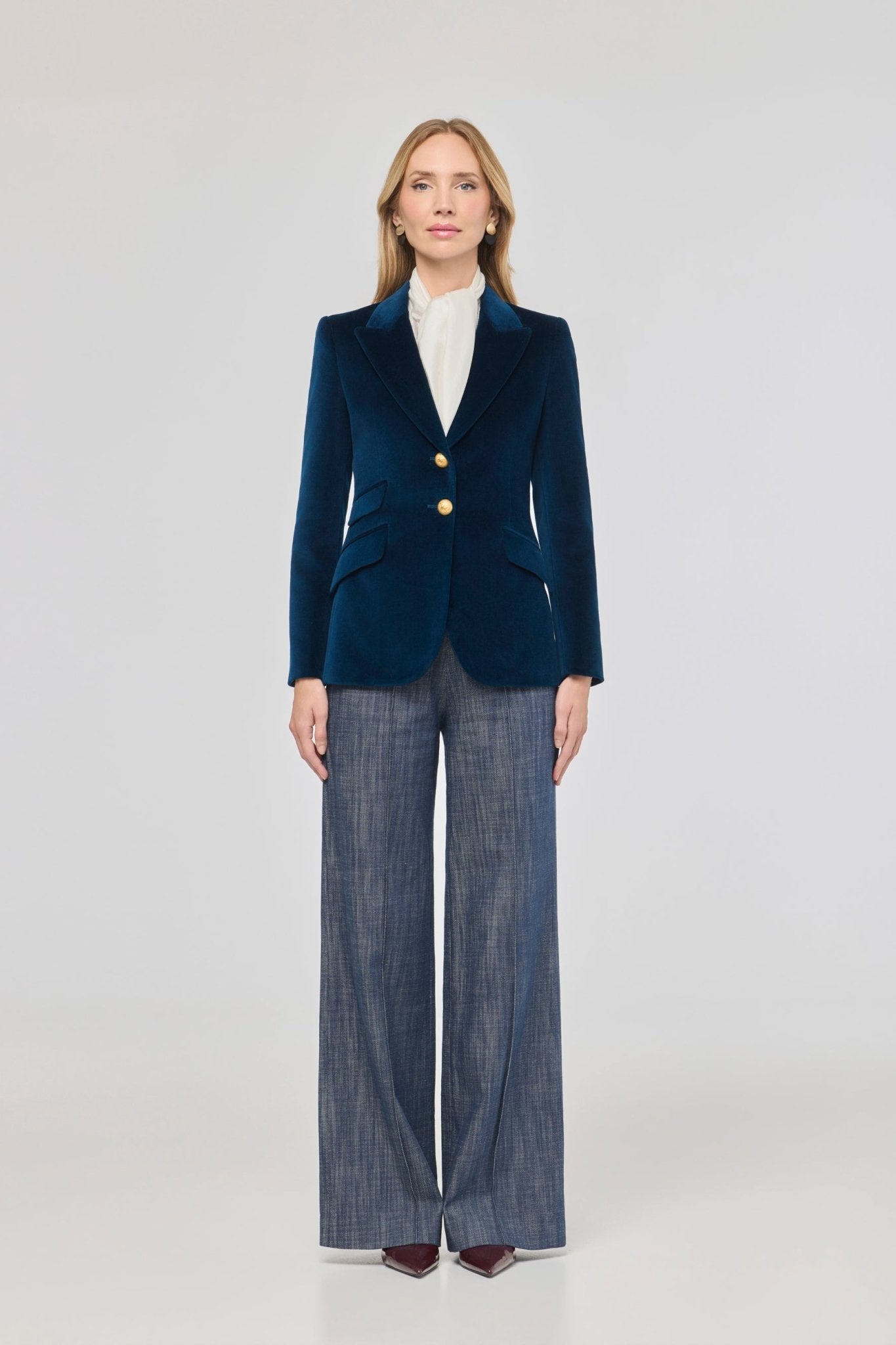 Oliva Blue Velvet Blazer - Limited Edition - THE EXTREME COLLECTION