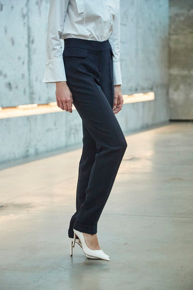 OLIVIA NAVY PLEATED TROUSERS - THE EXTREME COLLECTION
