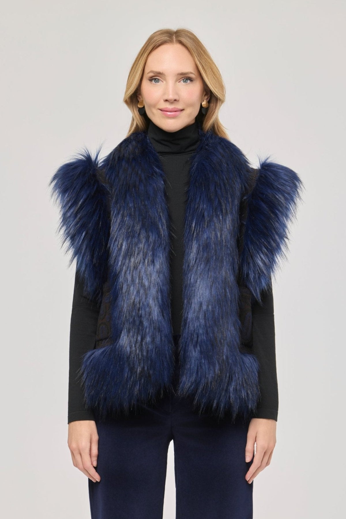 Theodoro Knit Vest with Faux Fur - Limited Edition - THE EXTREME COLLECTION