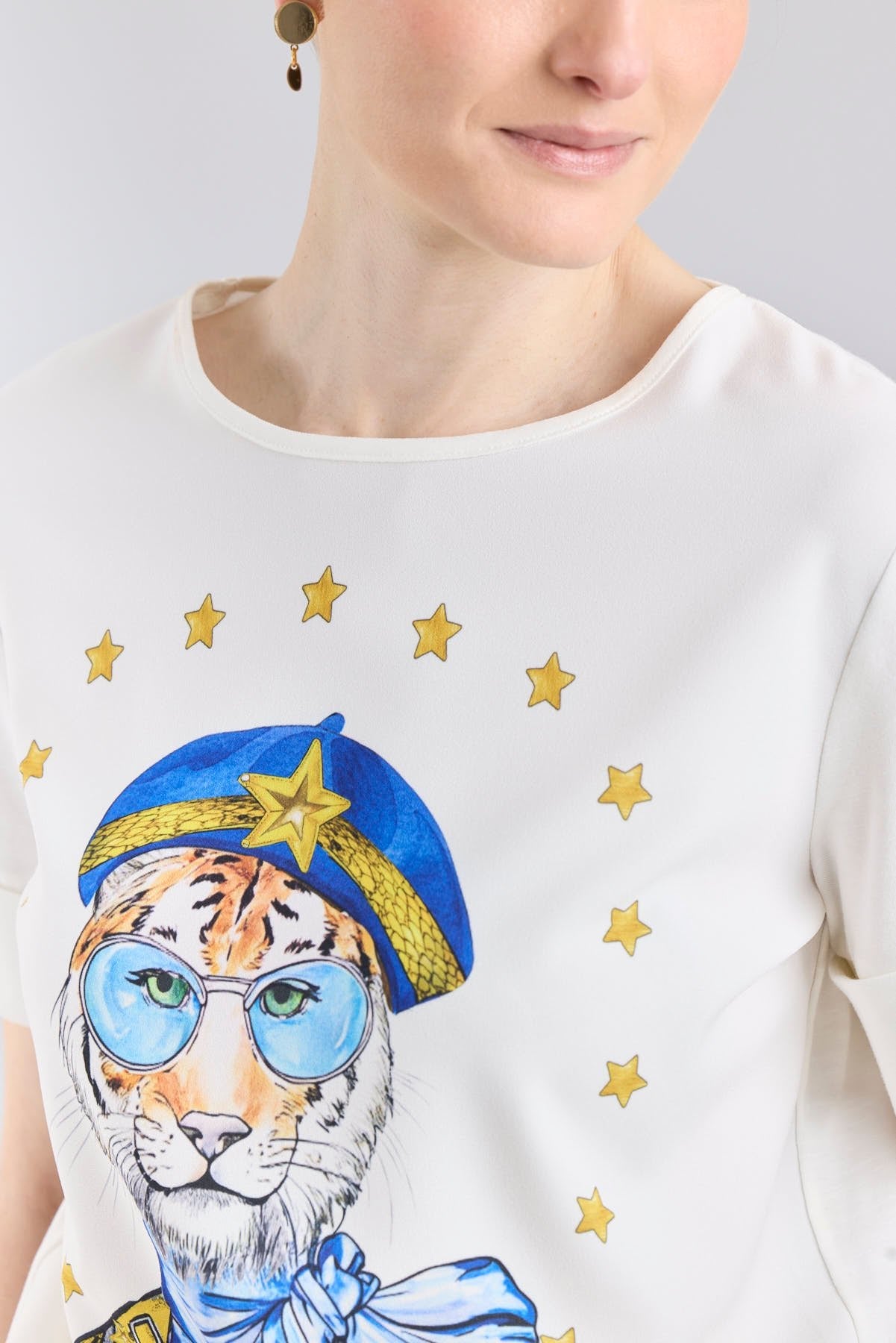 White T-Shirt with Gold Buttons - Limited Edition - THE EXTREME COLLECTION