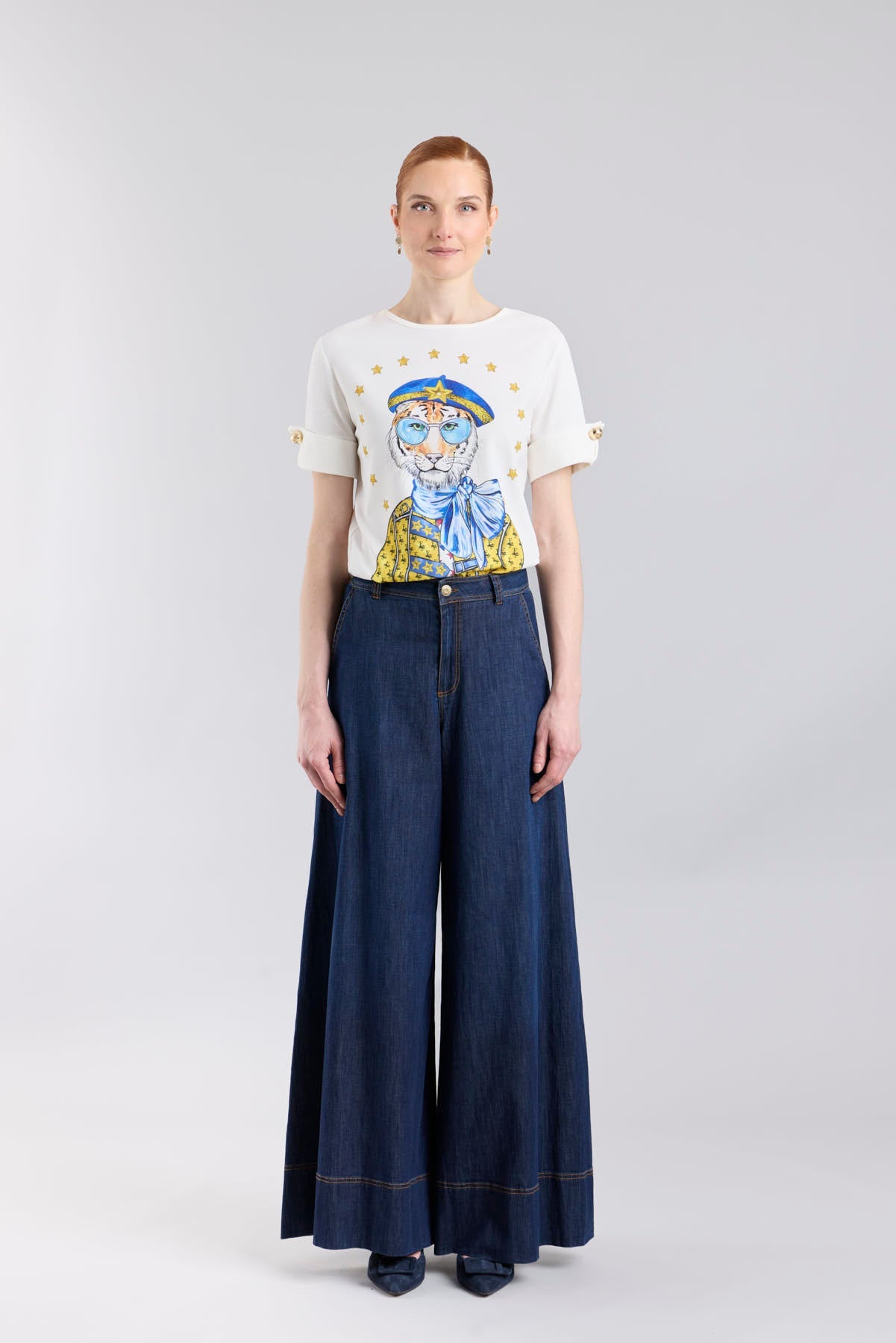 White T-Shirt with Gold Buttons - Limited Edition - THE EXTREME COLLECTION
